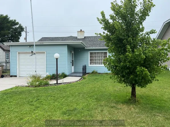 2120 W 1st St, Grand Island, NE 68803