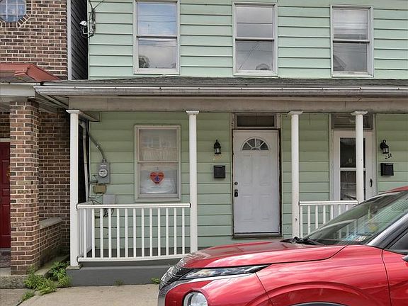 3rd image of 229 Valley St