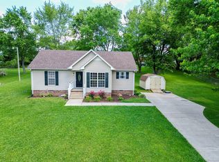 108 Valley Dr, Springfield, TN 37172