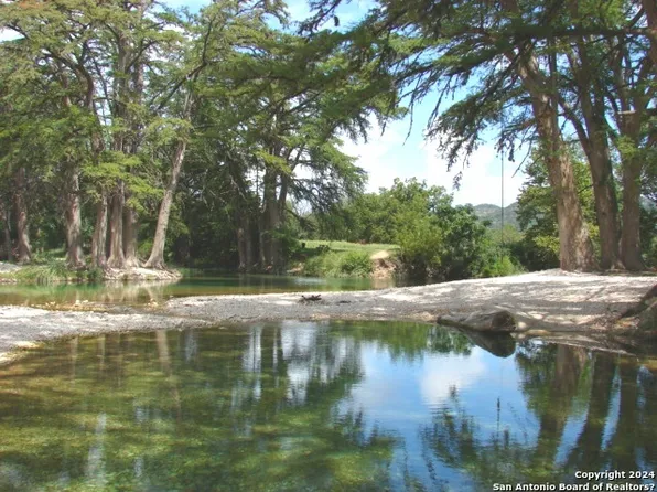 411 Davis Pl LOT 286, Leakey, TX 78873