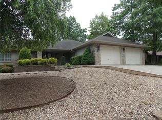 9 Congleton Cir, Bella Vista, AR 72714