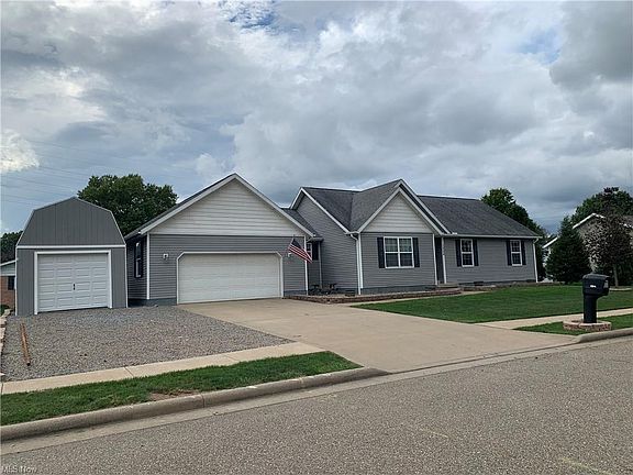 2nd image of 1204 Cecilia Dr NW