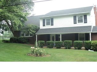 4578 Summit Ln, Bensalem, PA