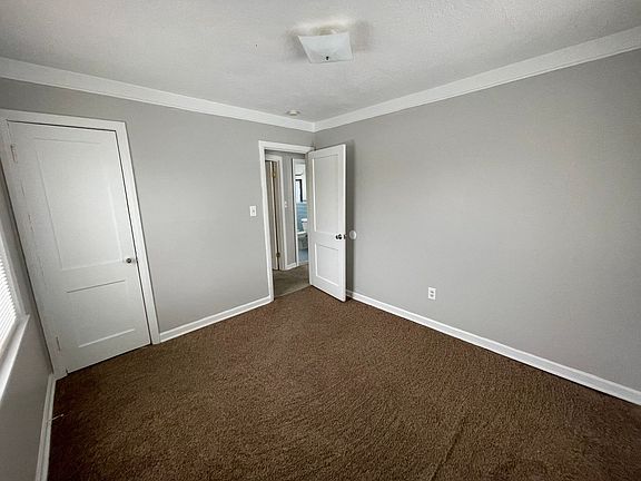 5th image of 22739 Almond Ave