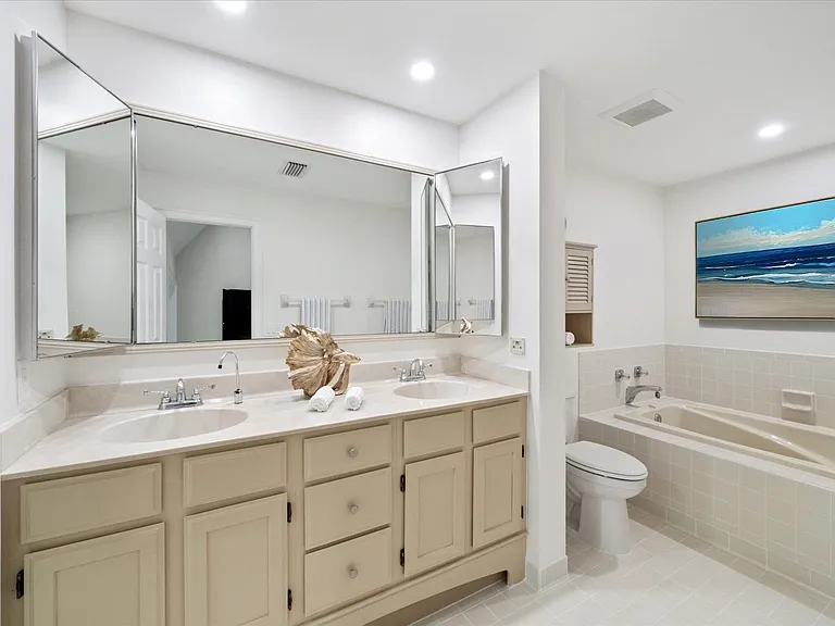 1315 Palmetto Ct #111 — Photo 12