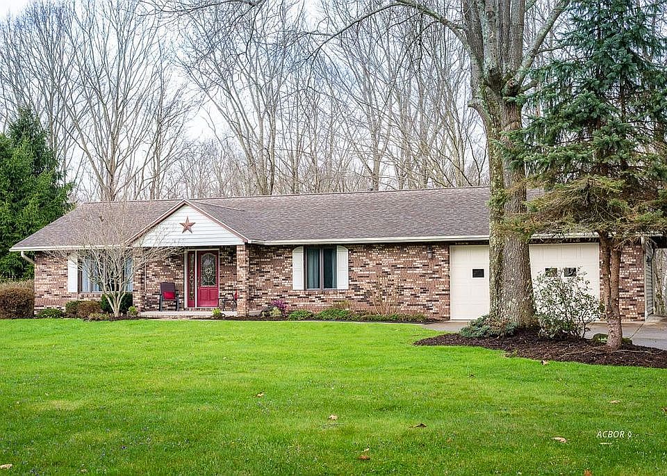 2nd image of 439 Adena Dr