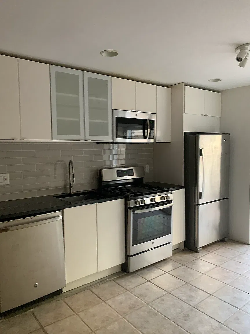 424 54th Street — Photo 3