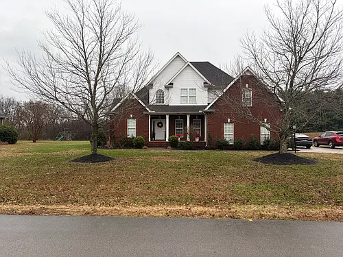 939 John Hood Dr Photo 1