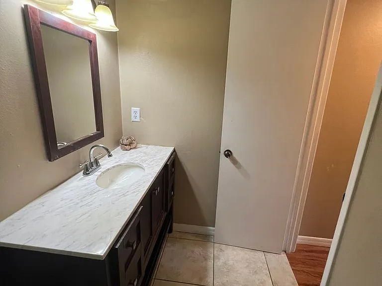 618 Orange Dr #212 — Photo 12
