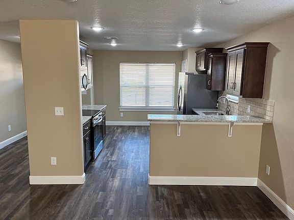Kitchen (view from living area)