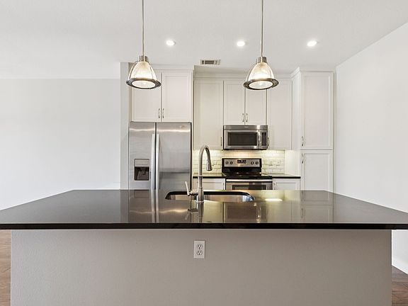 4th image of 5609 Smu Blvd APT 505