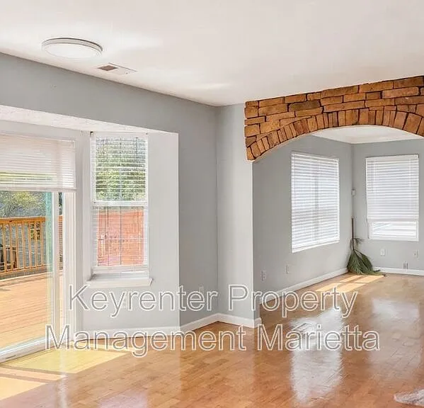 7063 Grinder Ct — Photo 6