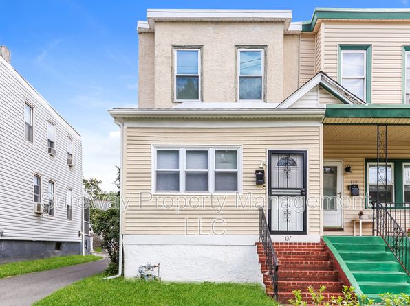137 Bartram Ave