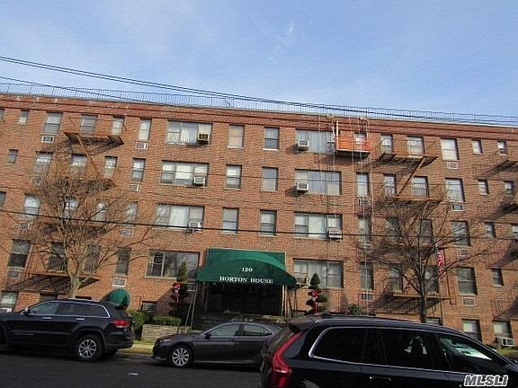 2nd image of 120 Horton Hwy APT A6