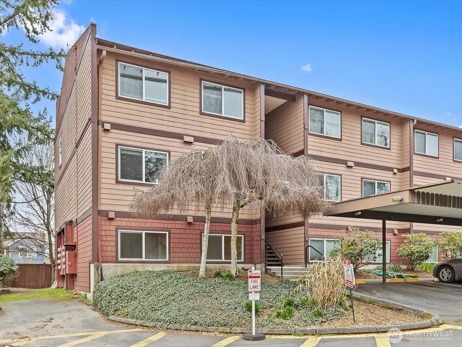 17430 Ambaum Boulevard S #1 photo 1