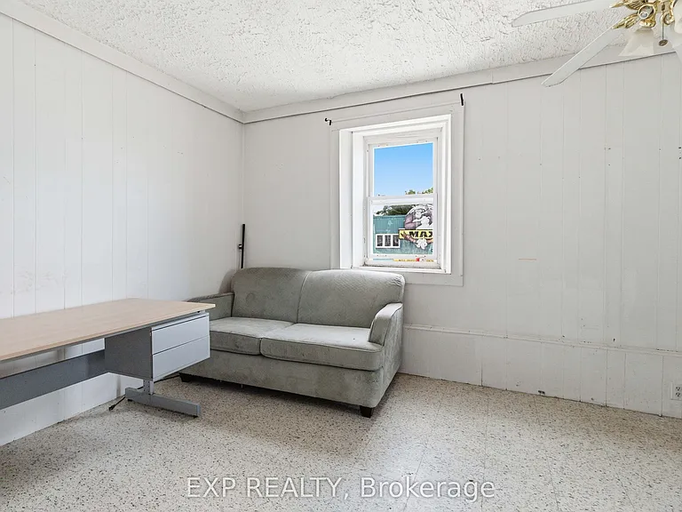 20 Colborne St S #1 — Photo 26