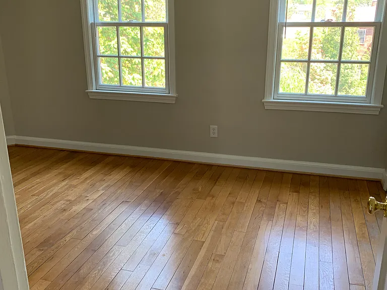 814 S Pitt St — Photo 11