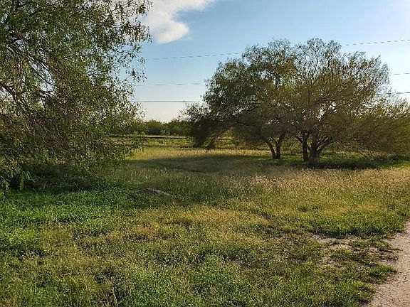 4th image of 181 Mimosa Cir
