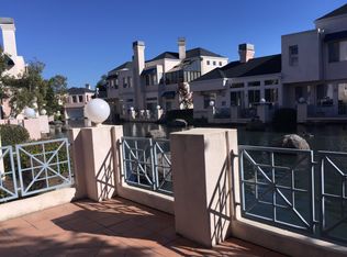 822 Mediterranean Ln, Redwood City, CA 94065