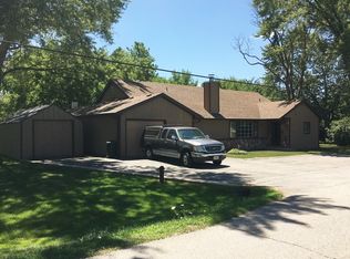 26119 W Heart O Lakes Blvd, Antioch, IL 60002