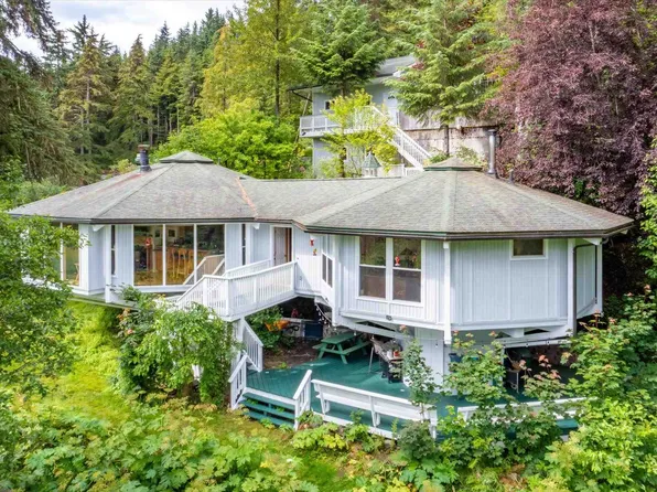 2331 Engineers Cutoff Rd, Juneau, AK 99801