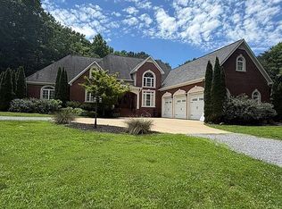 415 Fruit Farm Rd E, Fort Payne, AL 35967