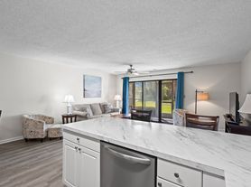 1920 Bent Grass Dr