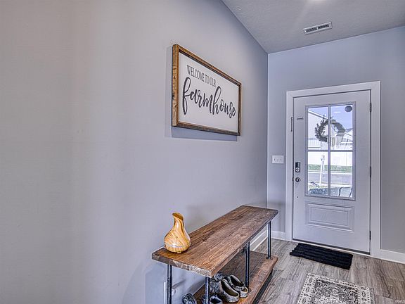 5th image of 5565 Baywater Dr