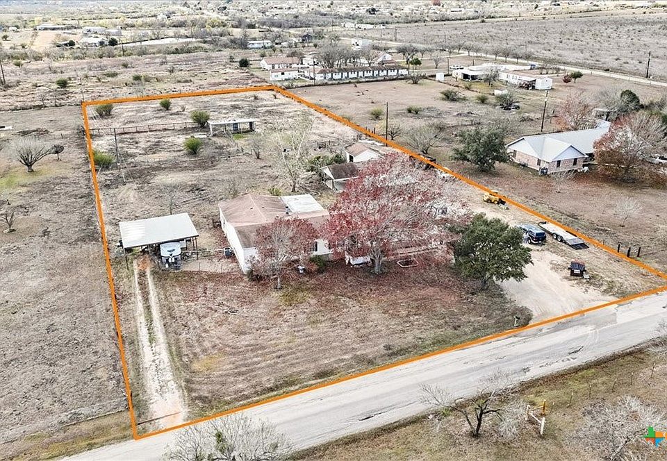 1st image of 1228 Country Ln