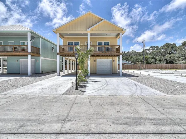 107 Seven Palms Dr, Fulton, TX 78358
