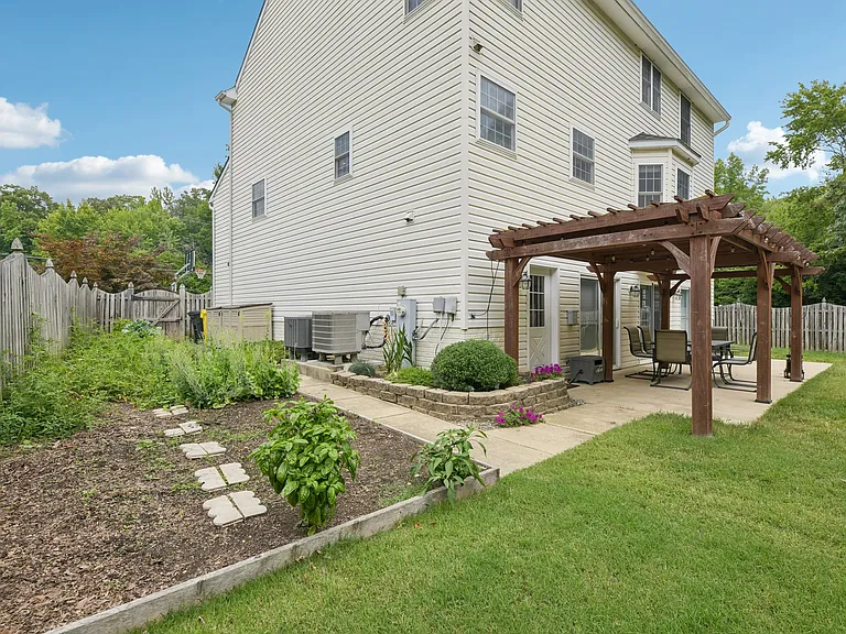 713 Mimosa Cove Rd — Photo 69