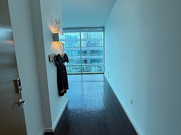 5th image of 923 Peachtree St NE Unit 2035