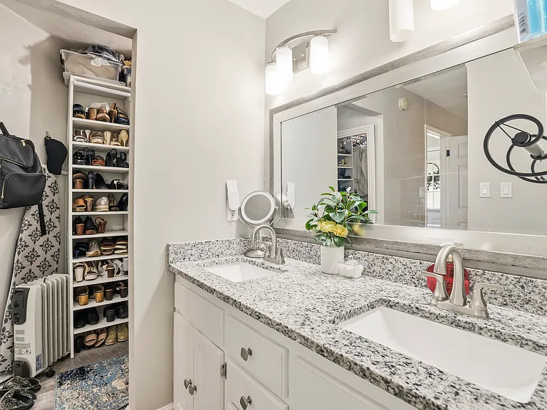 3235 Mound Dr — Photo 11