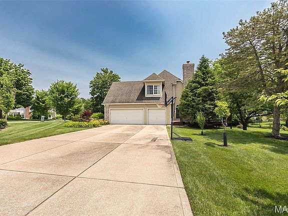 5th image of 14760 Brook Hill Dr
