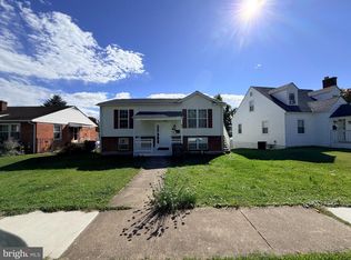 202 Avon Rd, Hagerstown, MD 21740