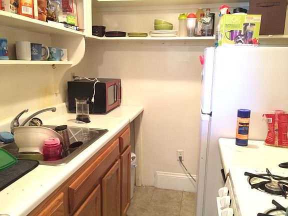 5th image of 1688 Massachusetts Ave #88