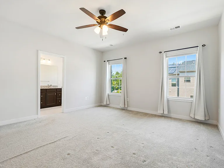 8015 Spring Arbor Dr — Photo 15