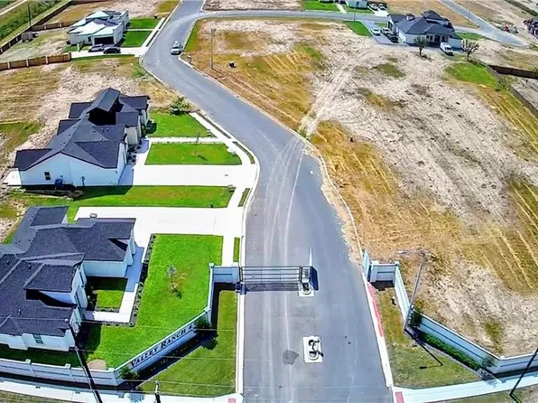 2700 Deion Dr, San Juan, TX 78589