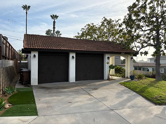 2nd image of 112 Avenida Dolores