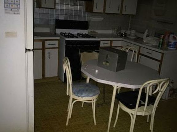 3rd image of 6526 S Winchester Ave