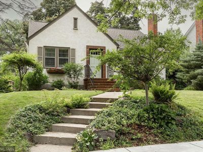581 Montrose Ln, Saint Paul, MN, 55116