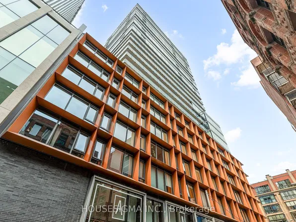 60 Colborne St #516, Toronto, ON M5E 0B7