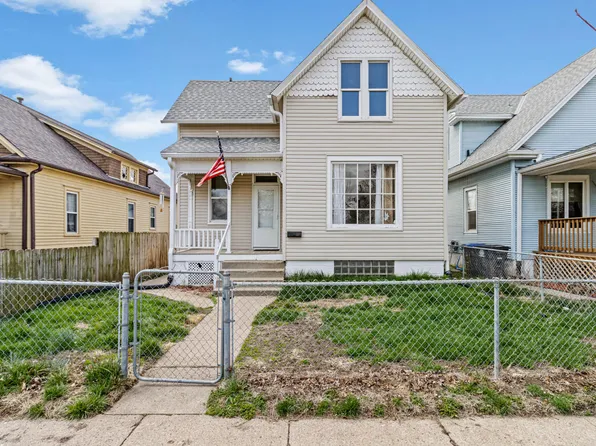 1906 S 11th St, Council Bluffs, IA 51501