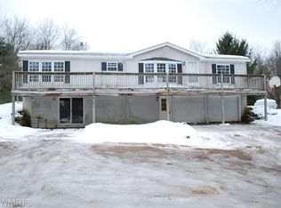 1564 Eighteen Mile Rd NE, Cedar Springs, MI 49319