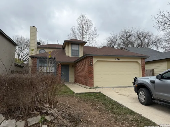 9370 Village Lance, San Antonio, TX 78250