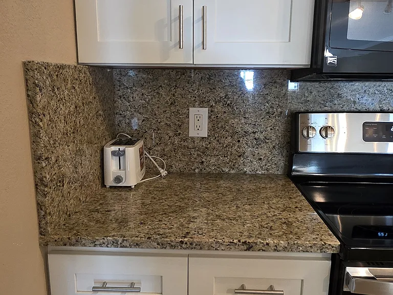 3419 Winkler Ave #509 — Photo 4