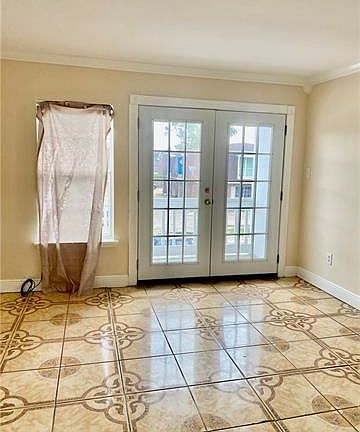 5th image of 636 Vouray Dr APT A