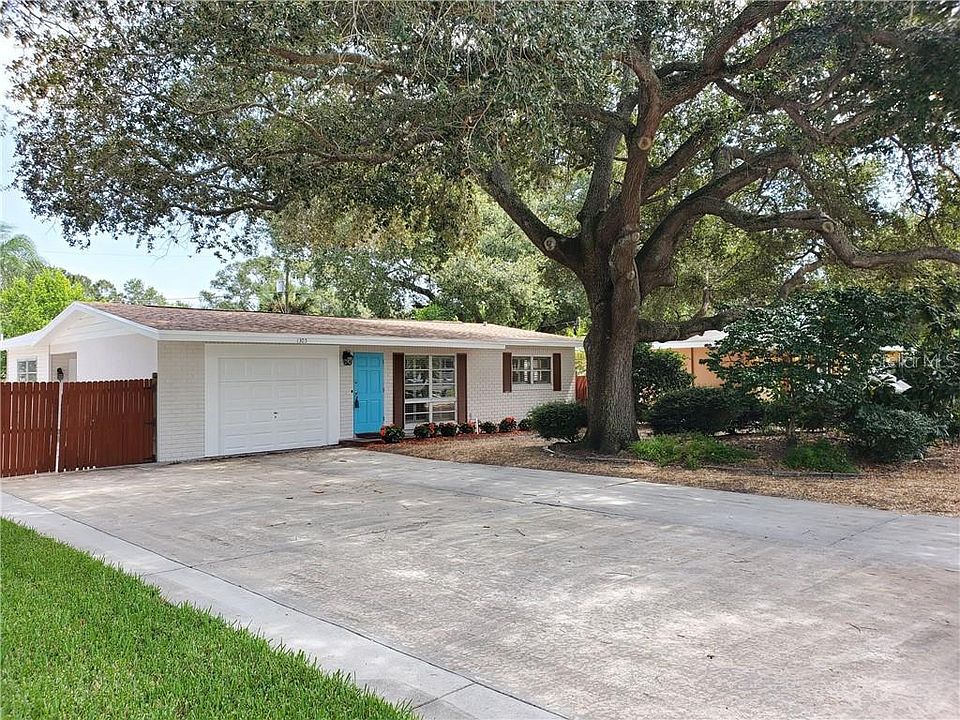 1st image of 1305 S Betty Ln