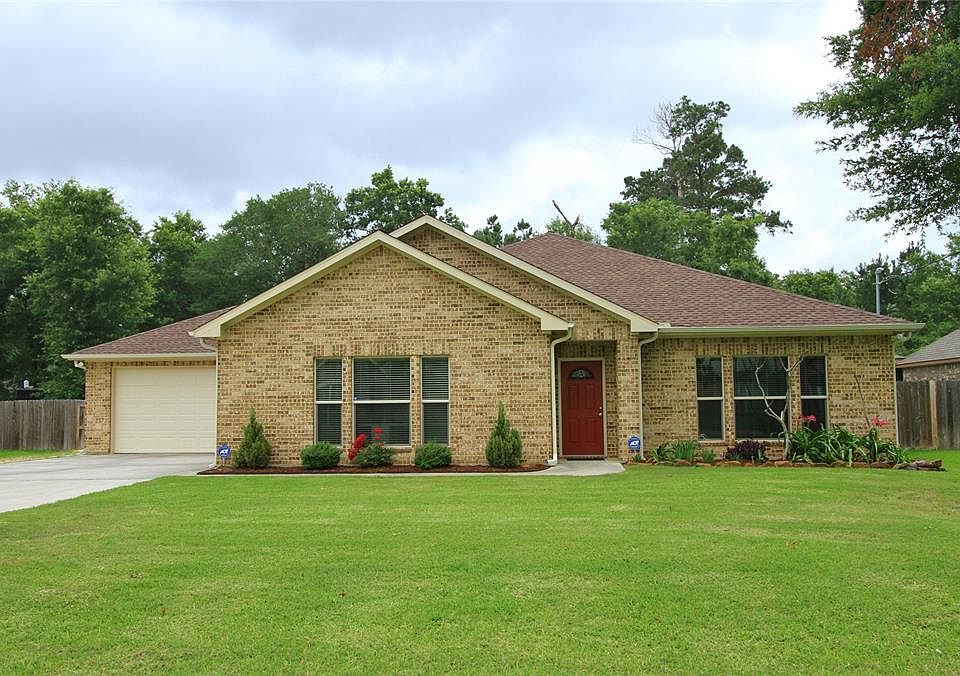 Custom One Story, Four Bedroom Home offers many upgrades that sets it apart from the rest! 24x24 fully insulated workshop/garage behind home. Covered Patio, Fire Pit Area, Separate Covered Swim Spa!