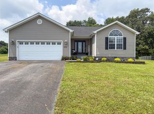 1501 Calgary Way, Bowling Green, KY 42101